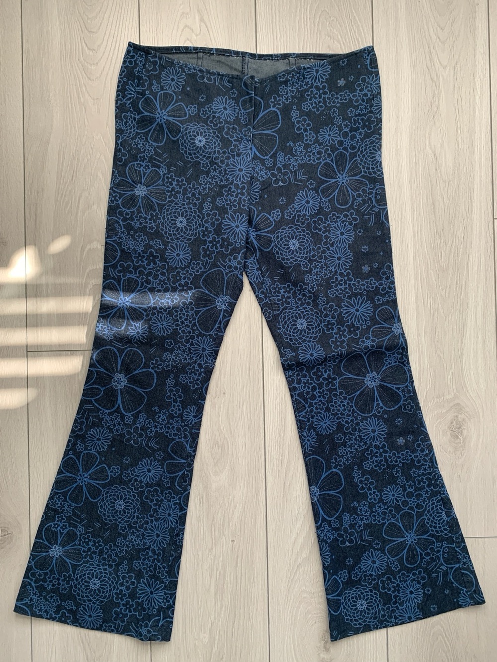 Late 90s/y2k Flare Pants